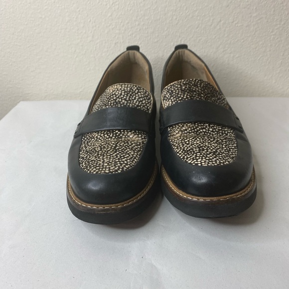 Clark Artisan Glick loafers / slip on Leather loafers/ Brown Size 8 - Picture 3 of 11